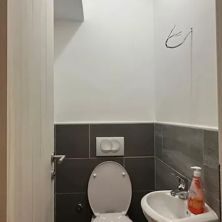 Two Bedrooms In Ilidza 塞拉耶佛